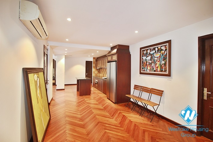 A lake view newly renovated 3 bedroom apartment for rent in Tu hoa